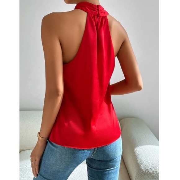 COPY - Luxe crisscross front backless halter top - Picture 3 of 6